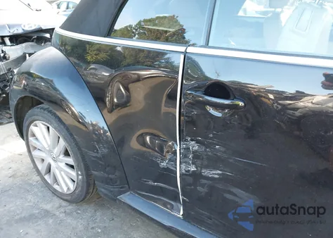 2008 Volkswagen New Beetle Se from USA, damaged, VIN 3VWRF31Y98M417425